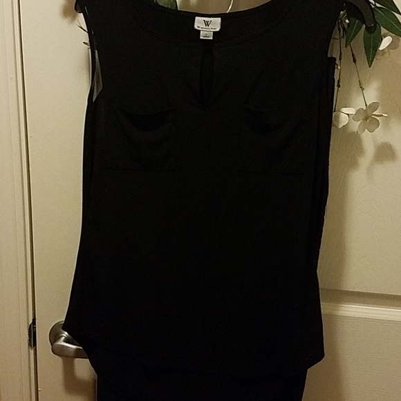 Top - Picture 2 of 3